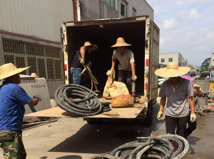 高坪一部件厂房地基出现下沉注浆加固